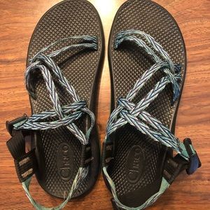 Chacos size 6